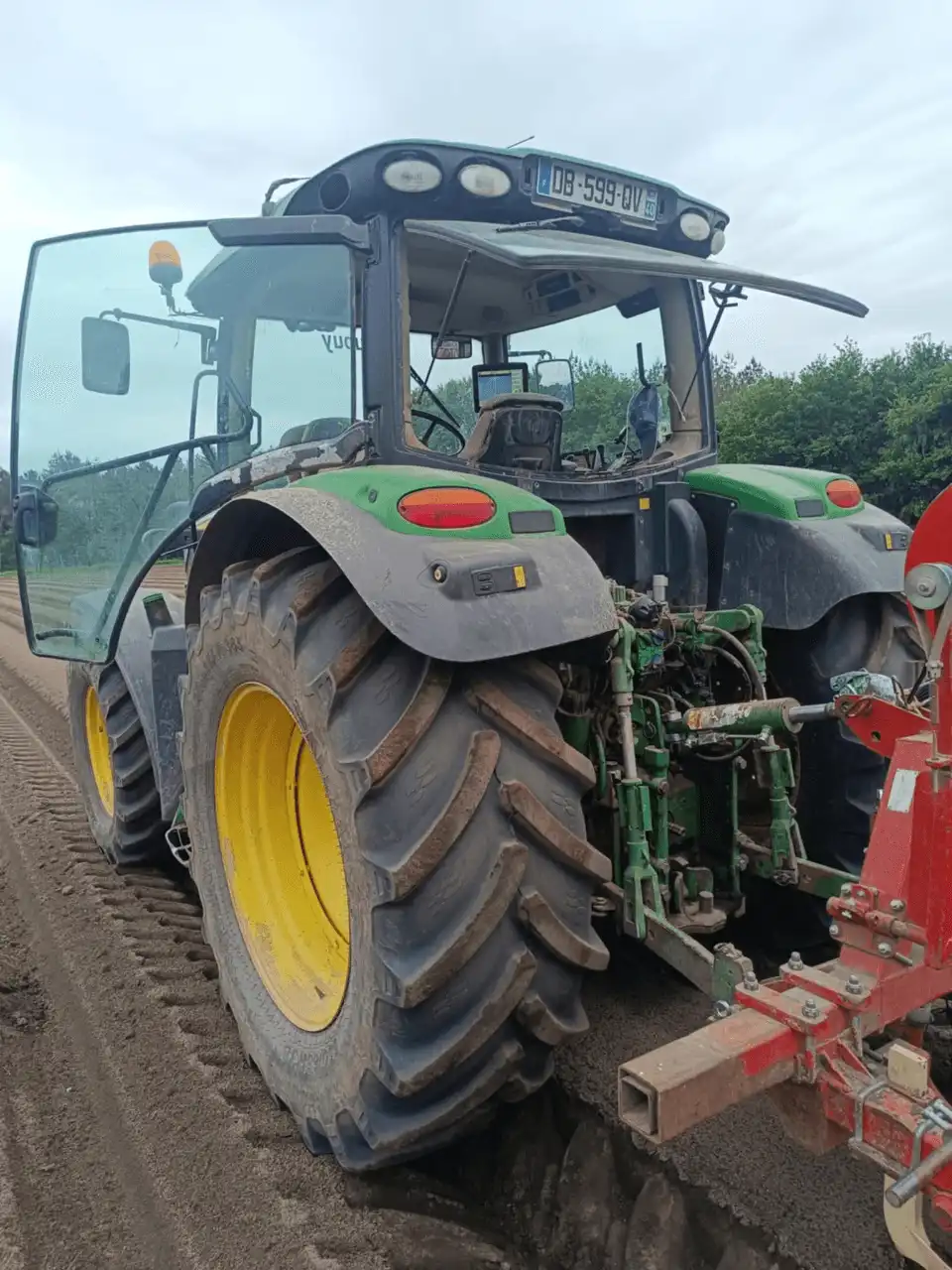 Image JOHN DEERE 6130R
